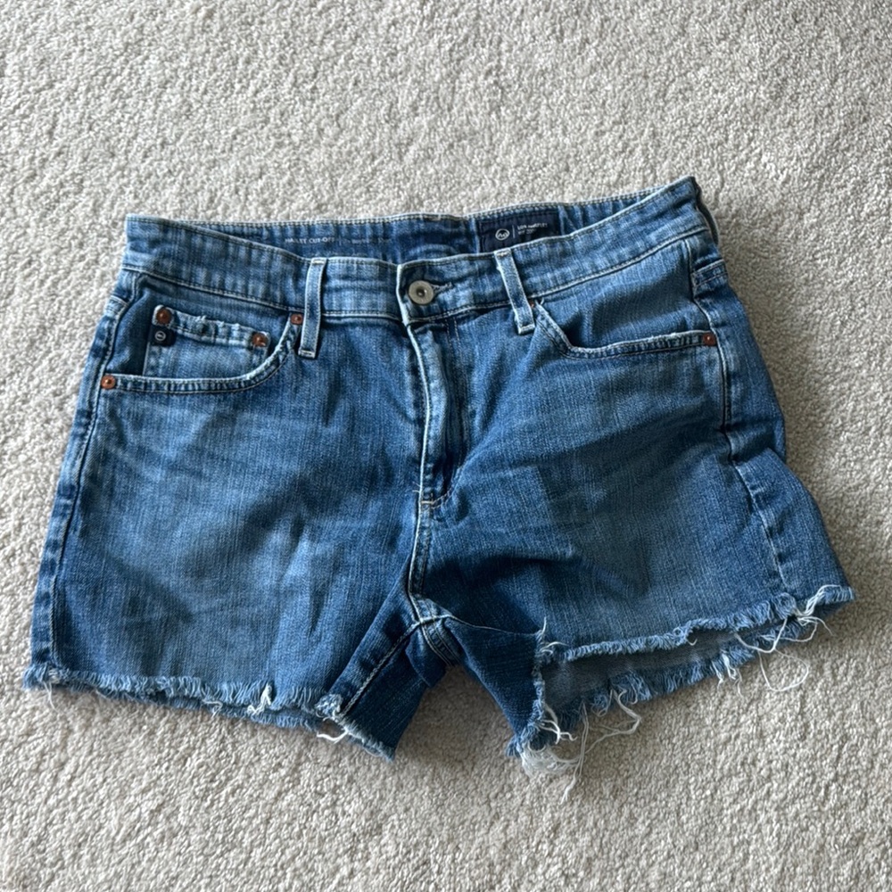 AG Hailey cut off boyfriend short